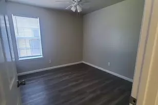 501 Poindexter Ave, Cleburne, TX 76033 - Photo 8