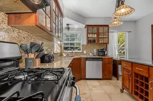 2240 Lawndale Dr, Dallas, TX 75211 - Photo 32