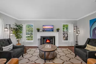 2240 Lawndale Dr, Dallas, TX 75211 - Photo 10