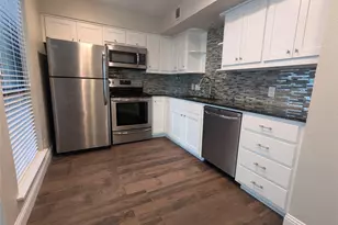 3113 Sondra Dr, Fort Worth, TX 76107 - Photo 2