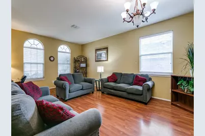 1105 Riverside Drive, Lewisville, TX 75067 - Photo 6