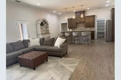 6717 Hillside Court, Abilene, TX 79606 - Photo 2