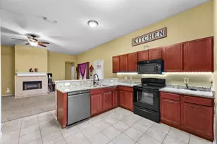 801 S Parks Dr, DeSoto, TX 75115 - Photo 8