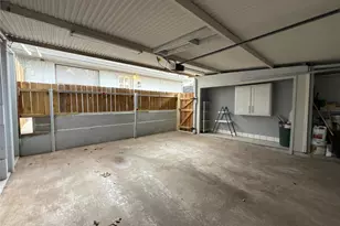 7528 Thistle Ln, Dallas, TX 75240 - Photo 36