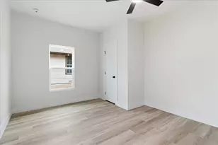 933 E Ramsey Ave, Fort Worth, TX 76104 - Photo 12