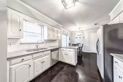 430 Brookfield Drive, Garland, TX 75040 - Photo 12