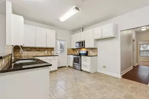 4824 Sunshine Dr, Fort Worth, TX 76105 - Photo 6