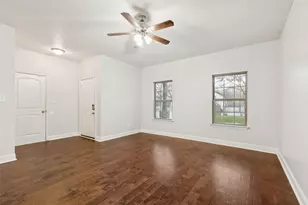 4824 Sunshine Dr, Fort Worth, TX 76105 - Photo 2