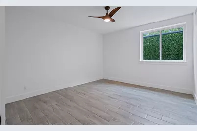 9007 Leaside Drive, Dallas, TX 75238 - Photo 32