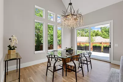 9007 Leaside Drive, Dallas, TX 75238 - Photo 16