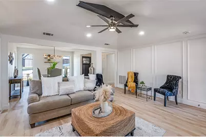 3219 Luallen Drive, Carrollton, TX 75007 - Photo 4