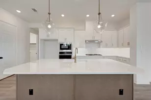 5048 Sandbrock Pkwy, Aubrey, TX 76227 - Photo 8