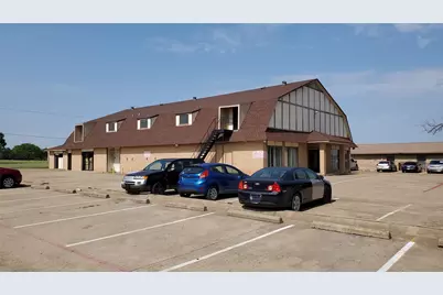 123 Executive Way, DeSoto, TX 75115 - Photo 4