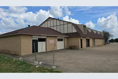 123 Executive Way, DeSoto, TX 75115 - Photo 6