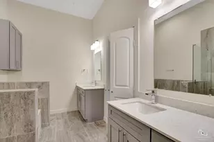 1209 Beaconsfield Lane, Arlington, TX 76011 - Photo 8