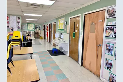 504 Ranch Trail, Irving, TX 75063 - Photo 10