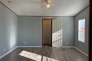 9624 Clark St, Joshua, TX 76058 - Photo 10