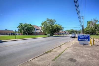 737 Irby Lane #1, Irving, TX 75061 - Photo 28