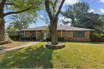 1702 Paisley Drive, Arlington, TX 76015 - Photo 2