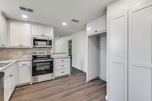 4101 Valentine St, Fort Worth, TX 76107 - Photo 2