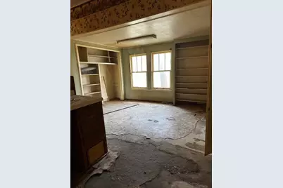 626 W Archer Street, Jacksboro, TX 76458 - Photo 2