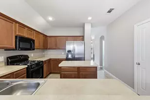 123 Bird Creek Dr, Little Elm, TX 75068 - Photo 16