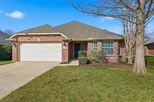 123 Bird Creek Dr, Little Elm, TX 75068 - Photo 2