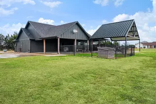 177 Cr 33700, Sumner, TX 75486 - Photo 4