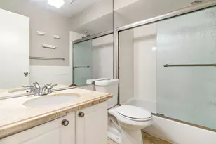 5934 Sandhurst Ln, Dallas, TX 75206 - Photo 18