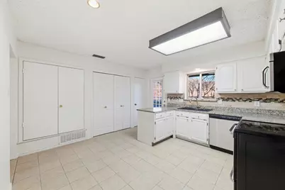 800 Howell Drive, Coppell, TX 75019 - Photo 10