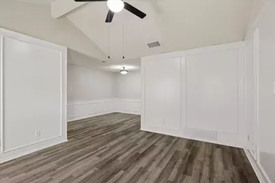 2106 Valleywood Drive, Arlington, TX 76013 - Photo 10