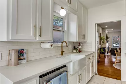 4601 Pershing Avenue, Fort Worth, TX 76107 - Photo 10