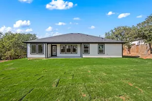 813 Haynie Dr, Runaway Bay, TX 76426 - Photo 36