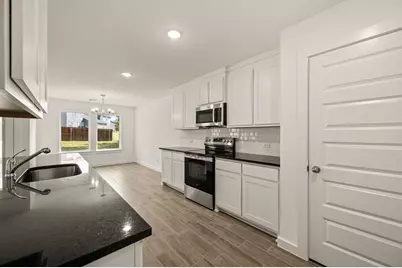 813 Haynie Drive, Runaway Bay, TX 76426 - Photo 14