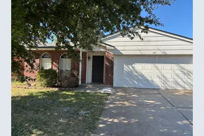 512 Hollyberry Drive, Mansfield, TX 76063 - Photo 1