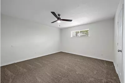 939 Lindy Court, Irving, TX 75060 - Photo 16