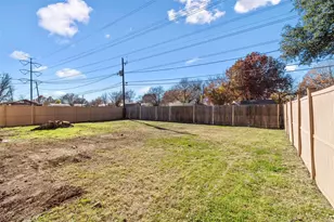 5326 Creek Valley Dr, Arlington, TX 76018 - Photo 18