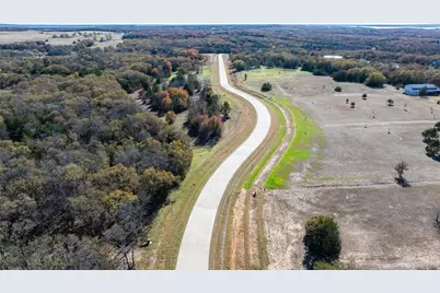 2 Shady Oak Lane, Valley View, TX 76272 - Photo 1