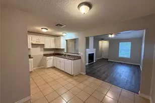 2719 Briarbank Cir, Dallas, TX 75227 - Photo 10