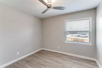 8725 Woodbrook Drive, Dallas, TX 75243 - Photo 14