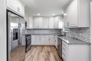 8725 Woodbrook Dr, Dallas, TX 75243 - Photo 10