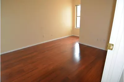 210 W Apollo Road, Garland, TX 75040 - Photo 16