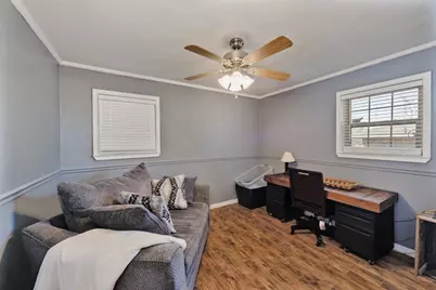 513 Patterson Street, Bowie, TX 76230 - Photo 22