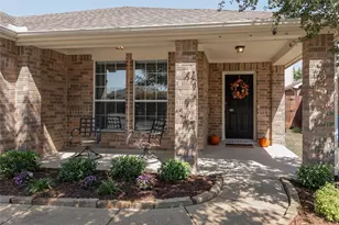 1016 Ingram Dr, Forney, TX 75126 - Photo 2