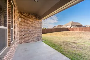9101 Waters Ln, Rowlett, TX 75089 - Photo 32