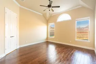 9101 Waters Ln, Rowlett, TX 75089 - Photo 18