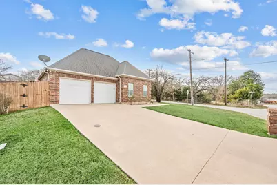 201 Pioneer Drive #A, Keene, TX 76059 - Photo 2
