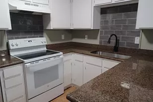 506 Dipert Ct, Arlington, TX 76012 - Photo 6