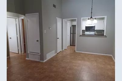 506 Dipert Court, Arlington, TX 76012 - Photo 4