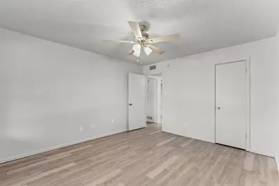 2530 E US Highway 377 #20, Granbury, TX 76049 - Photo 16